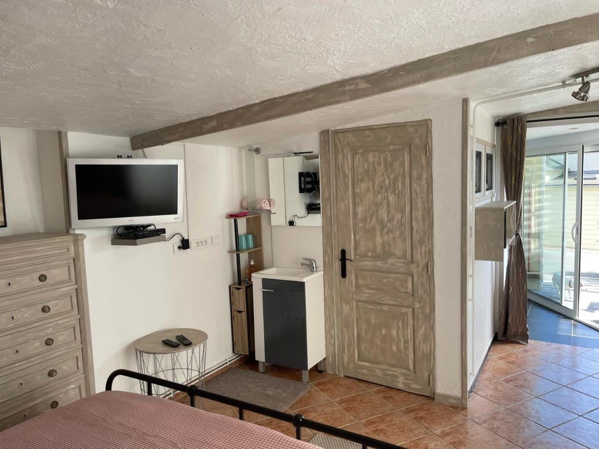 Relais Des Tourterelles Bed & Breakfast La Neuville-aux-Joutes Exterior photo