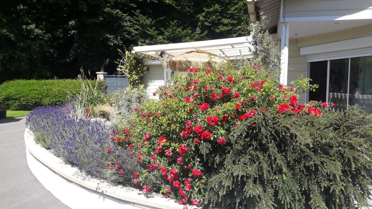 Relais Des Tourterelles Bed & Breakfast La Neuville-aux-Joutes Exterior photo